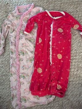 Magnetic Me and Kickee Pant Newbirn Sleep Gown
